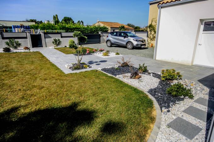 amenagement-exterieur-vendee-025_0 aménagement d'extérieur, pergola, terrasse, massifs de fleurs...