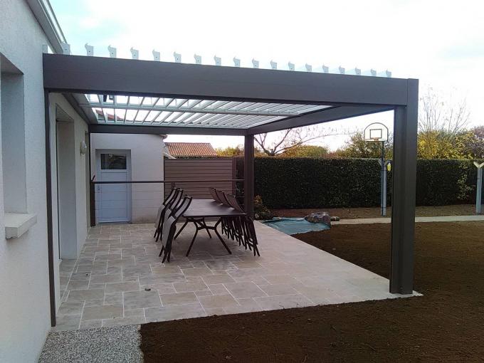 pergola-bio-climatique-brouzils-montaigu-01 pergola-bio-climatique-brouzils-montaigu-01